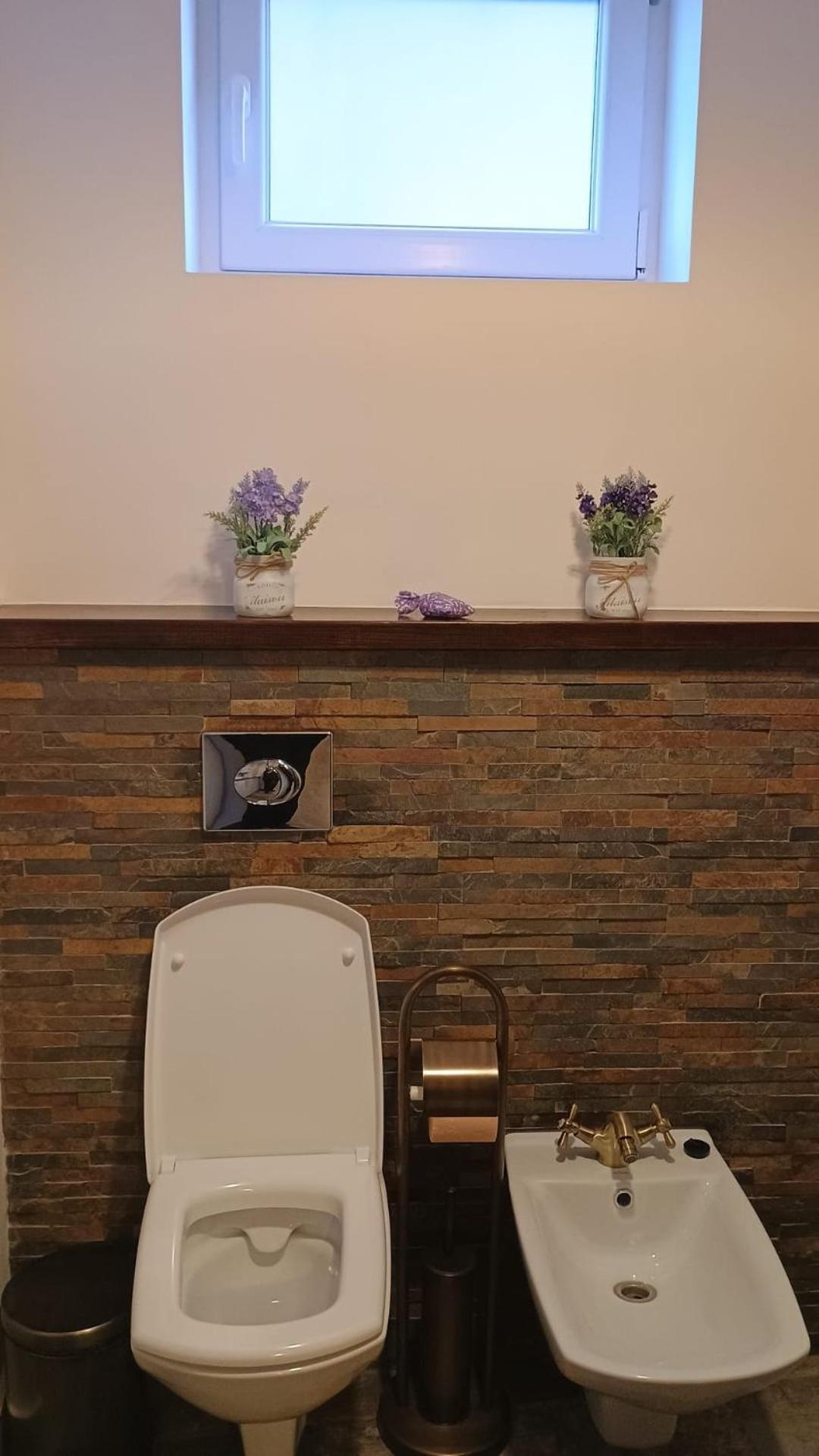 In The Center Apartment *